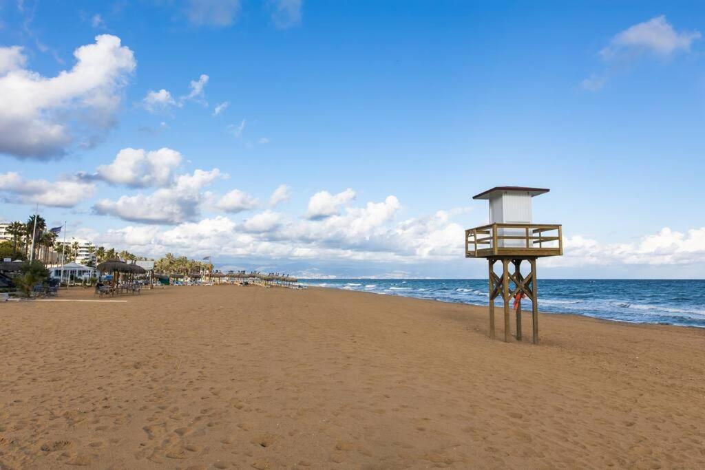 Enjoy La Carihuela Beach At 4 Min.Terrace & Pool. Torremolinos Exterior foto